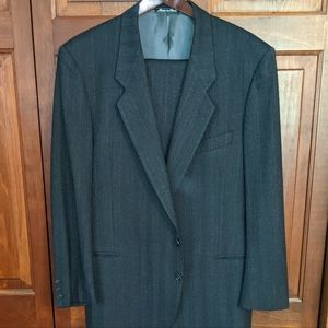 Giorgio Armani Suit. 42 R